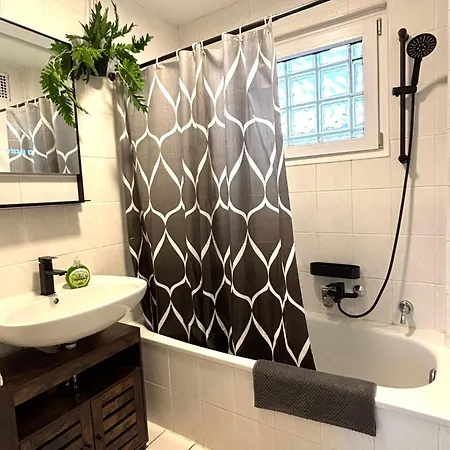 Urban Workstay Worms, 3 Bedroom Parkplatz, Wlan